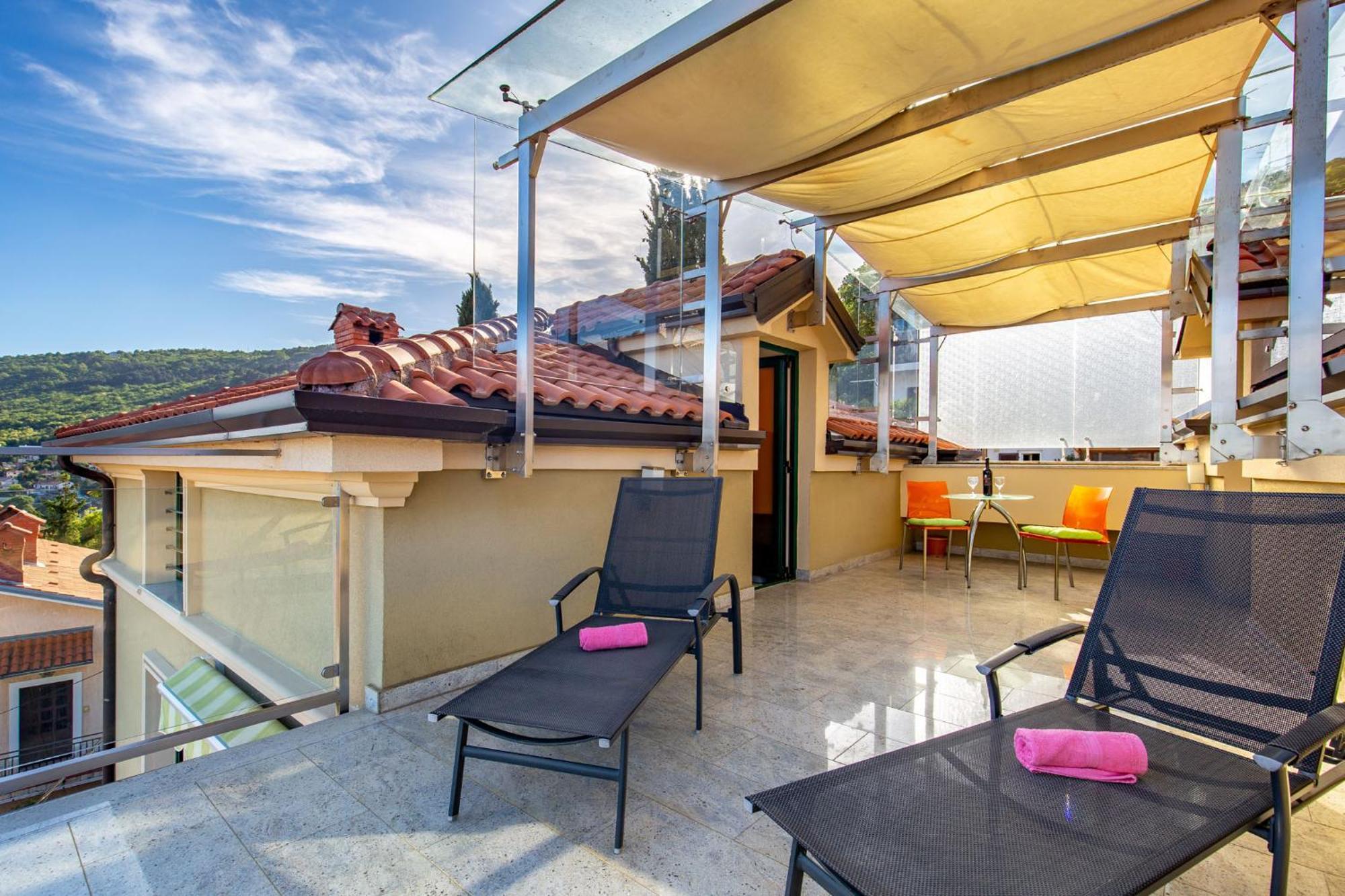 Lux Apartmani Opatija Zewnętrze zdjęcie