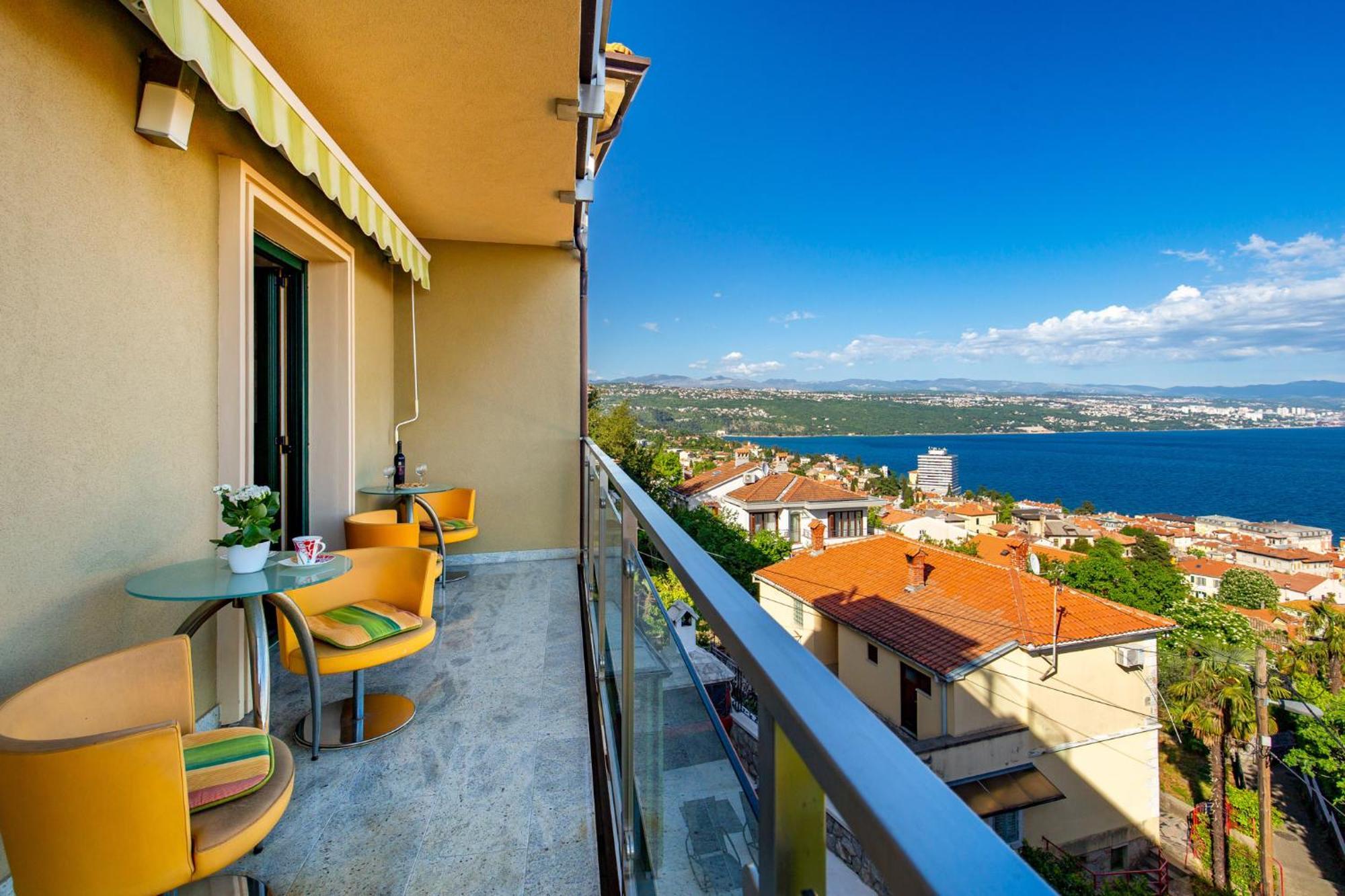 Lux Apartmani Opatija Zewnętrze zdjęcie