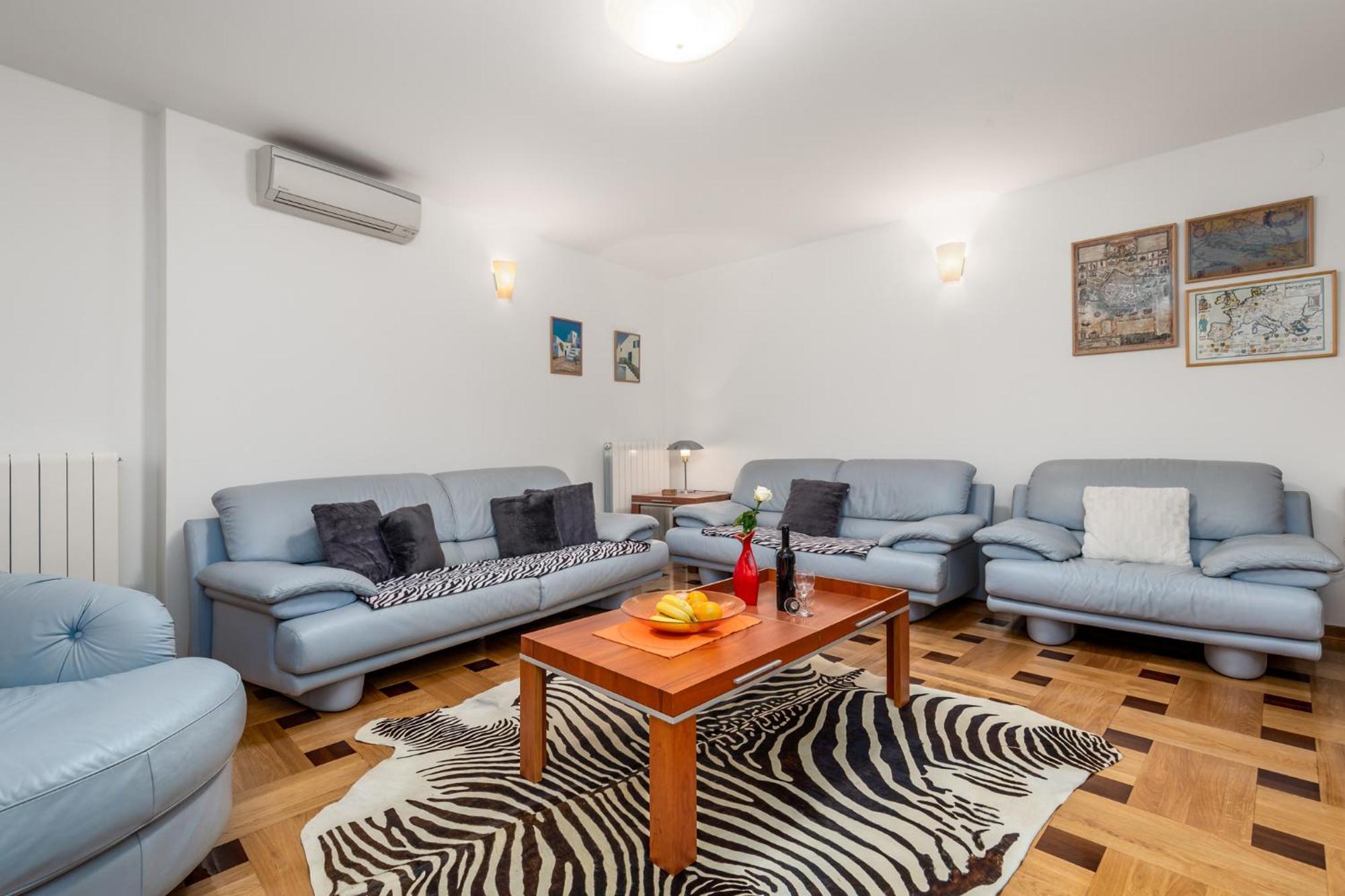 Lux Apartmani Opatija Zewnętrze zdjęcie